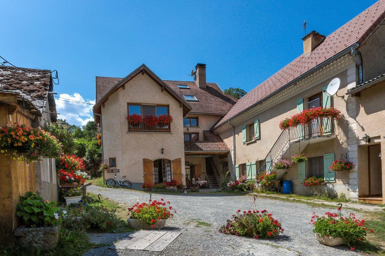 Chambres D'Hotes Les Clarines Saint-Jacques-en-Valgodemard Exteriör bild